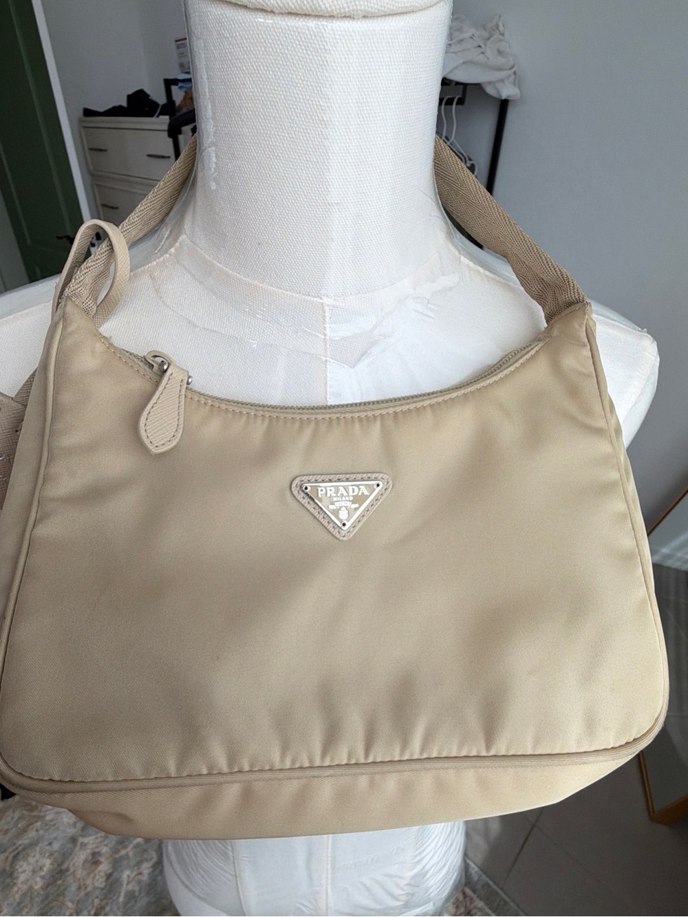 Authentic Prada Beige Nylon Shoulder Bag Re Edition 2000 EUC w/ COA